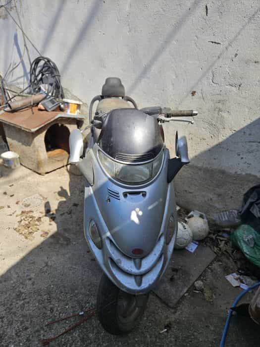 Scuter KYMCO 50 cm3