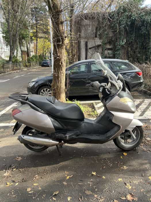 Scuter Aprilia Atlantic 250