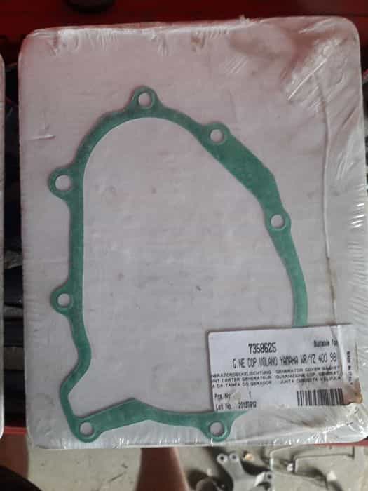 Garnituri piese yamaha wr400 pret 50 lei ambele