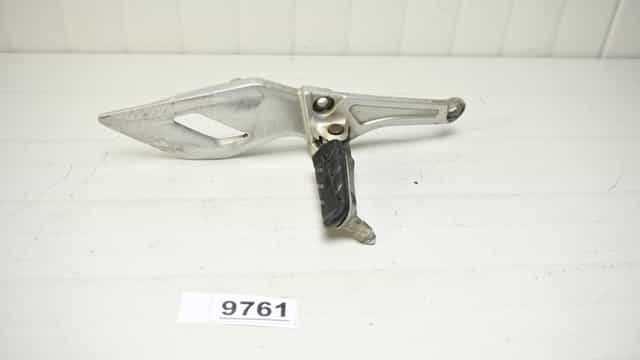 Honda VFR1200F 2010 Suport scarita dreapta pilot fata