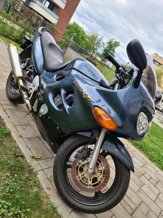 Suzuki gsx750f gsxf katana 2001 92cp primul proprietar si pentru A2