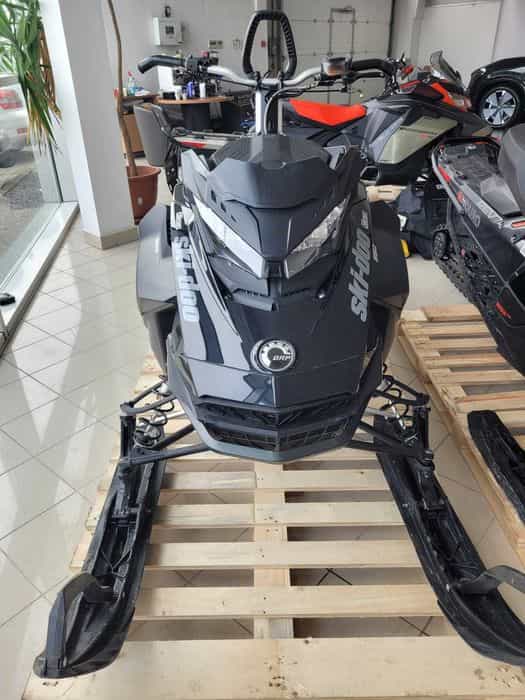 Snowmobil Rotax 850 2018