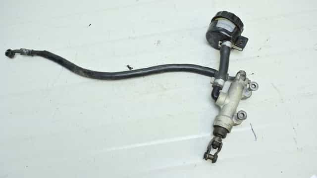 Pompa Frana Spate Cu Rezervor Si Furtun Kawasaki Z750 2004 - 2006