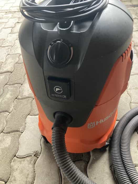 Aspirator profesional Husqvarna