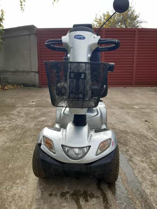 Scuter ( persoane dizabilitati)