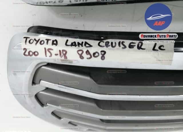 Grila centrala originala Toyota  Land Cruiser  J200 [2th facelift] [20