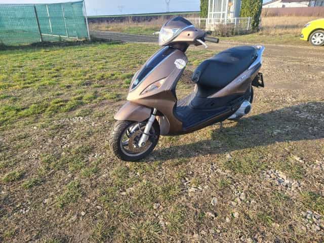 Piaggio Fly 125i