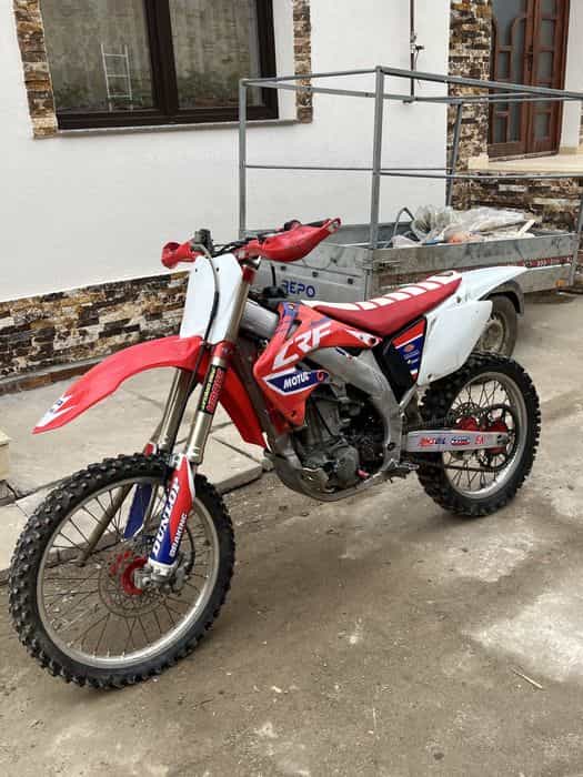 Se vinde Honda crf450r