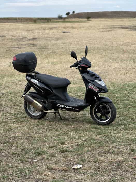 Vand scuter City Oliver