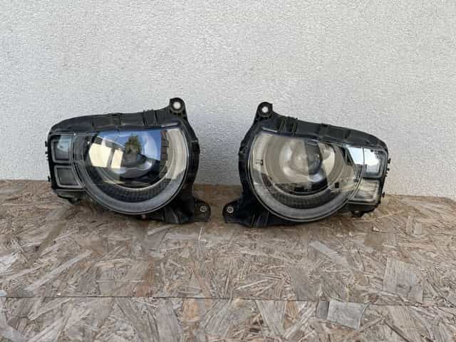 SET Far stanga dreapta Land Rover Defender Full LED Originale Europa