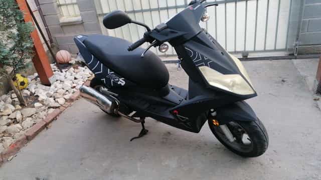 Vând  scuter Explorer, Generic, Peugeot Kisbee injecție 49cc detin CI