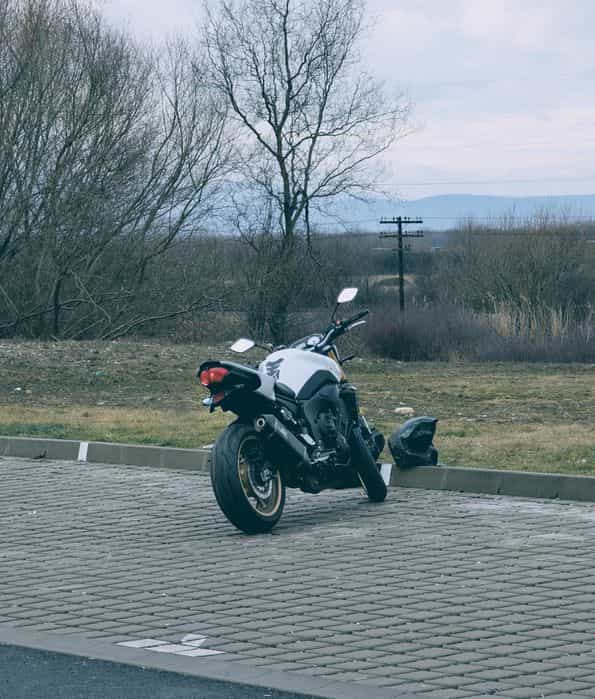 Motocicleta Yamaha FZ8