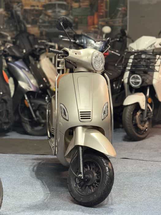 Vespa AGM 25km/h fara permis