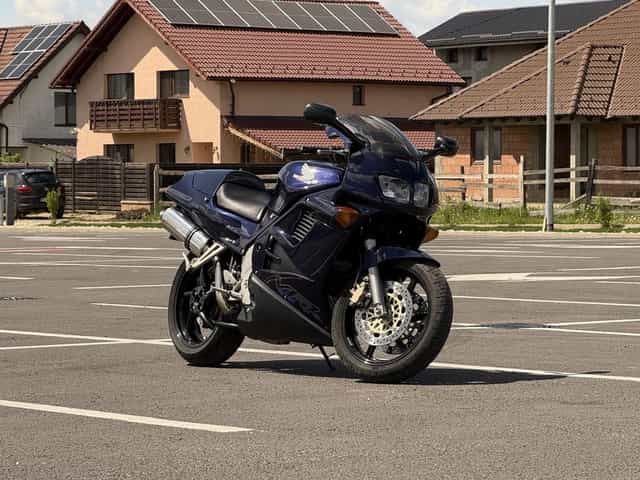 Honda vfr 750 F RC36