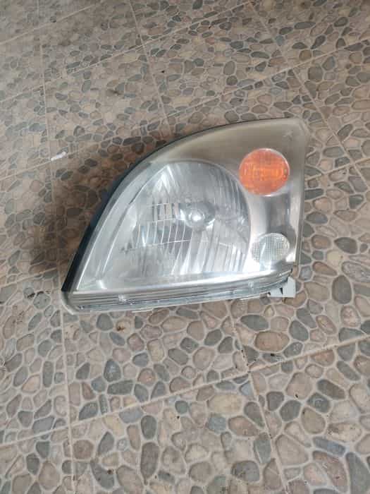 Far stânga Toyota land cruiser