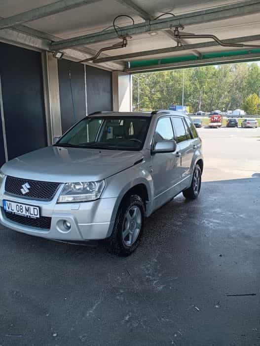 SUZUKI Grand Vitara