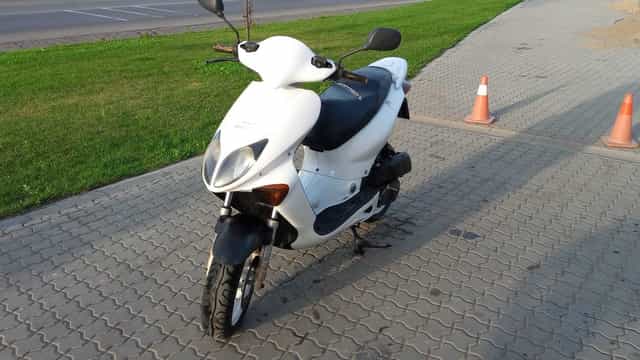 Vând Honda AF49/X8RS