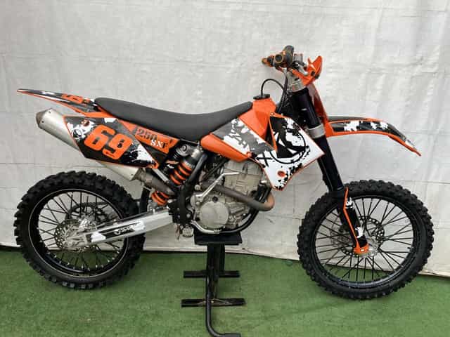 Ktm 250 SX-F . Vanzari si in rate! Cross