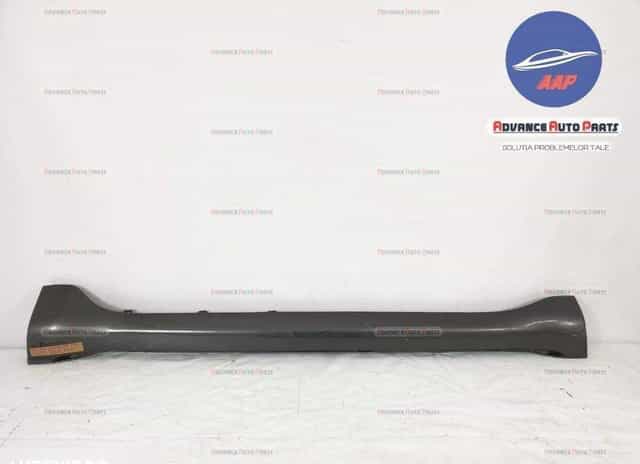 Prag dreapta original in stare buna Jeep  Cherokee  KL [2013 - 2017]