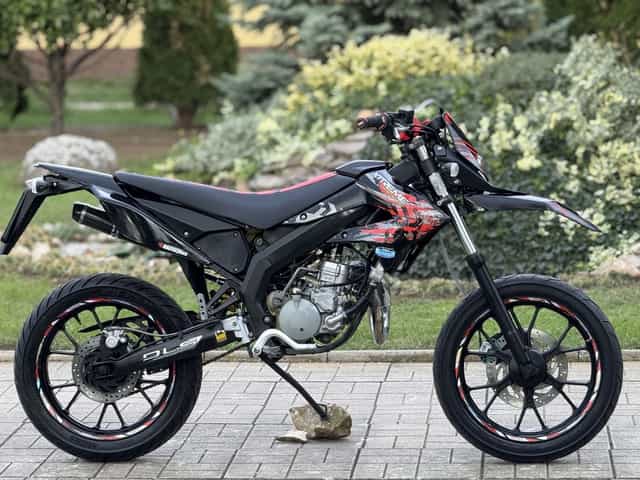 Derbi Senda DRD X-Treme 50| 49cc |se conduce cu cat B(cross supermoto)
