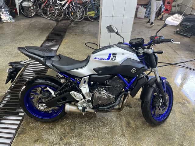 yamaha mt 07 - 2015