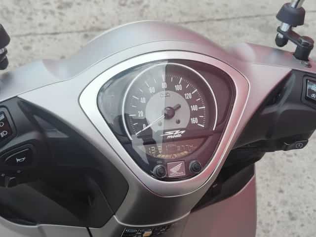 Scuter Honda SH Mode