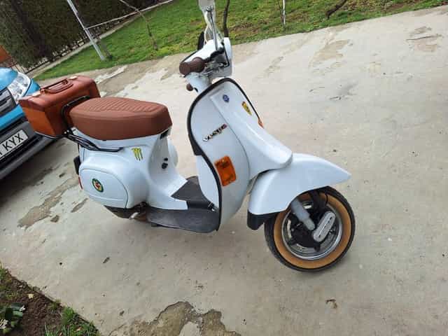 Vand,schimb cu motocicleta ,Vespa PK 50 pregatita de sezon