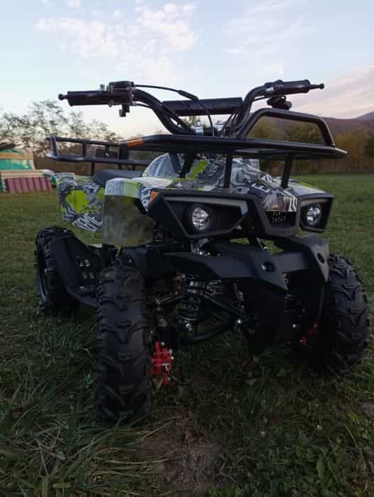 ATV nou pentru copii cu pornire la demaror  49cc impecabil
