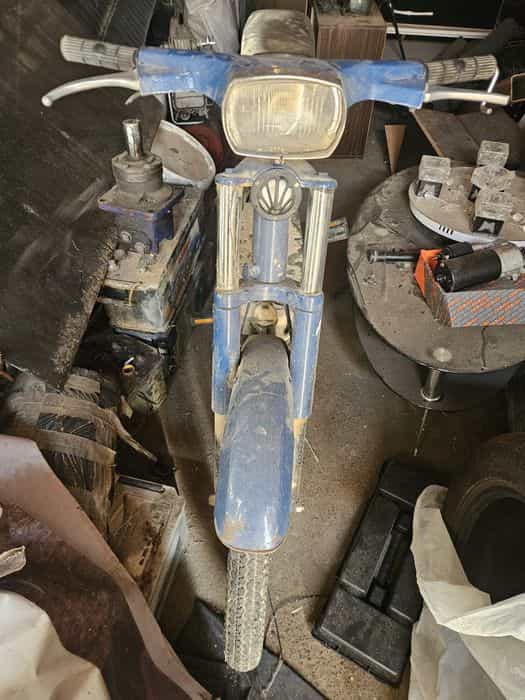 Vând scuter Vespino ..singurul defect nu are carburator