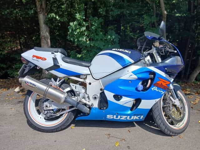 Suzuki gsxr 750  130cp gsx r injecție