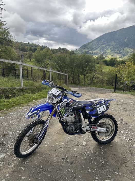 Vând Yamaha wrf 400