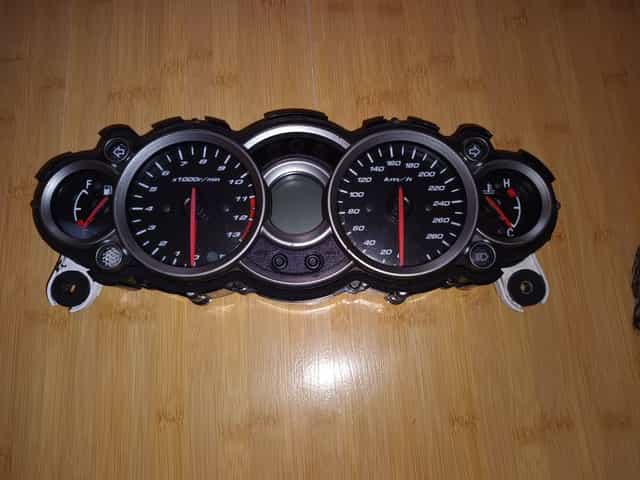 Vând ceasuri pentru Suzuki Hayabusa