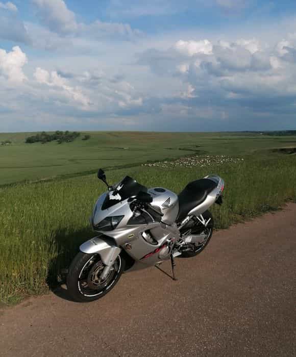 Honda CBR F4i (injecție)