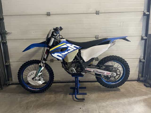 Husaberg husqvarna fe 250 enduro  (te ktm exc f sherco beta )