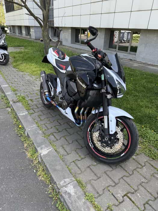 Kawasaki Z800 2013 2 chei