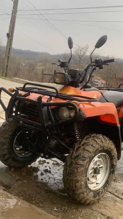 Vand sau schimb atv 400cc