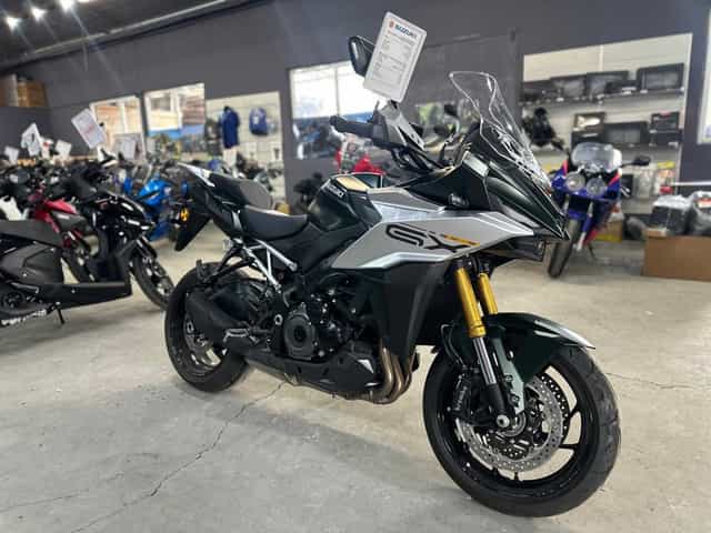 Suzuki GSX-S 1000GX M4 2024 - PROMO - Suzuki Constanta by EST BIKE