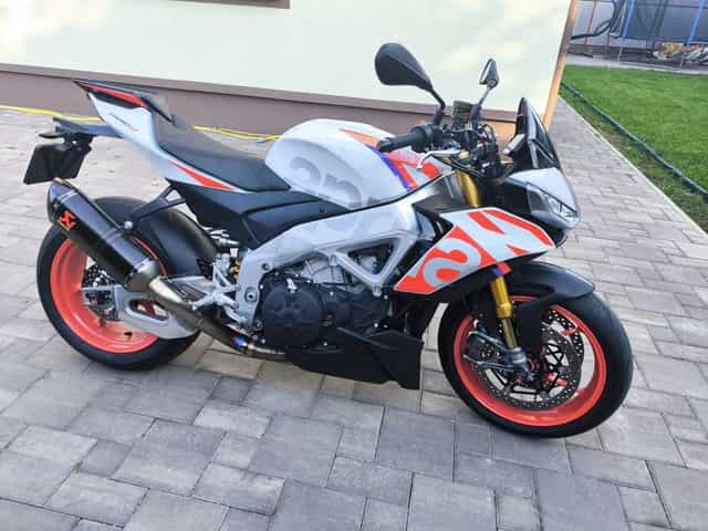 Aprilia Tuono 1100 V4 Factory Speedwhite