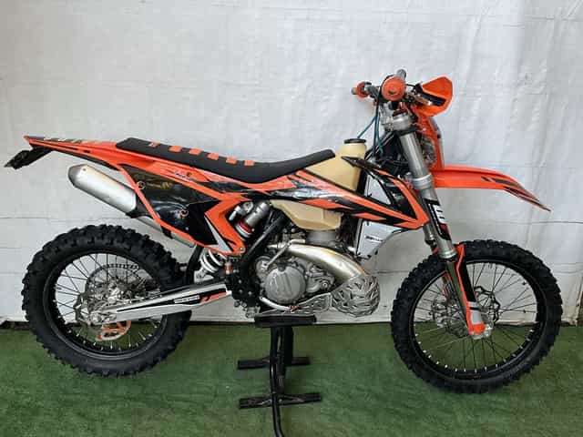 Ktm  exc 250 2017 carburatie. Vanzari si in rate! Enduro