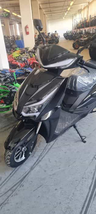 Scuter electric 1000 W 60 volți
