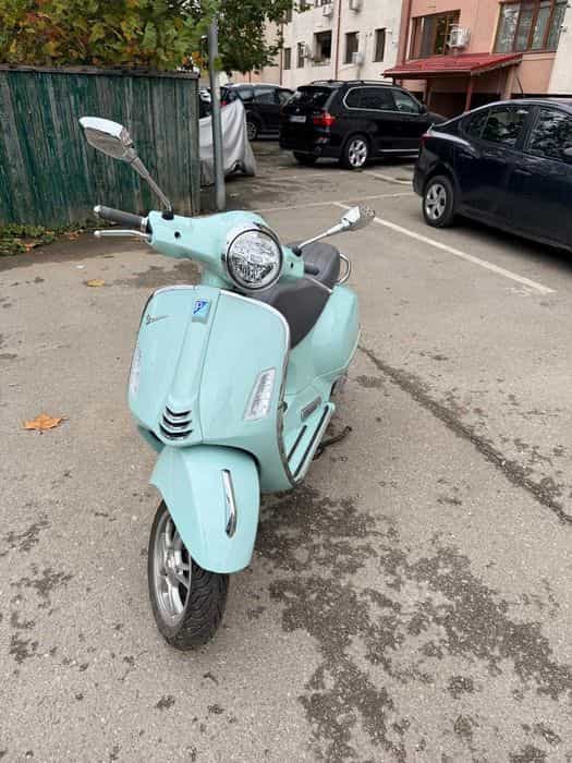 Se vinde Vespa GTS 125