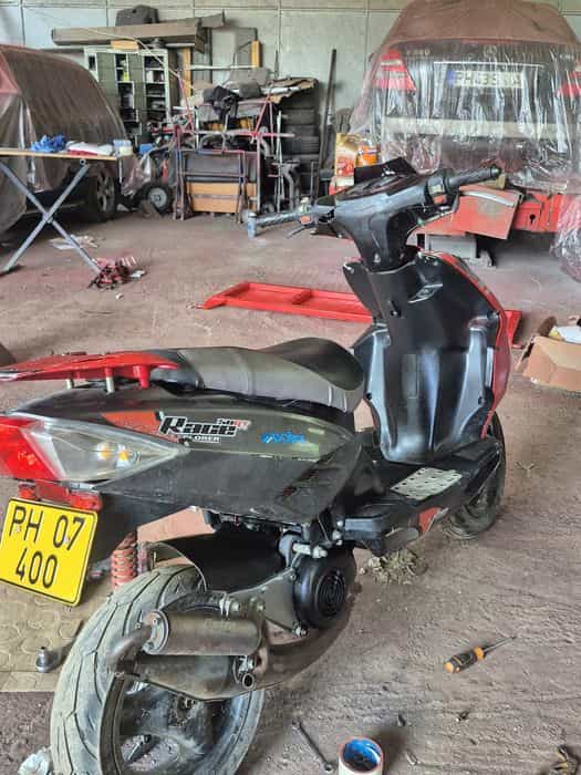 Vand scuter 50cc 2013