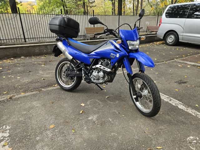 Suzuki DR 125 SM