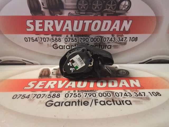 centura dreapta spate land rover discovery 4 (2009->) 2.0 motorina 201