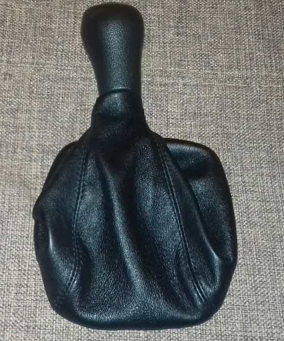 Nuca manson husa schimbator NIssan Navara D40 D22  Pathfinder Rover