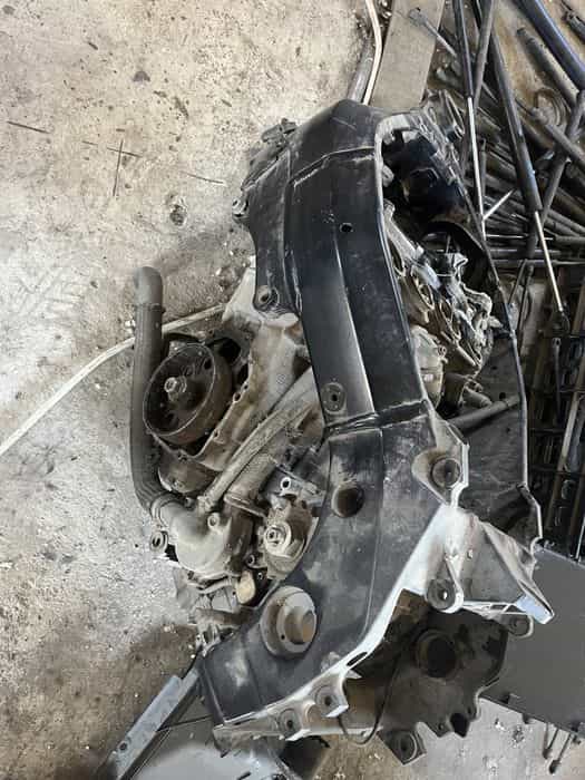 Cadru cu acte + motor 1000cm3 suzuki gsxr 1000 k5 2005