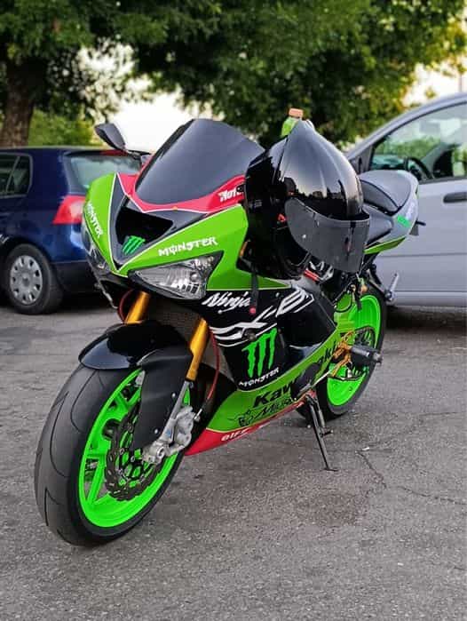 Kawasaki zx6r 636