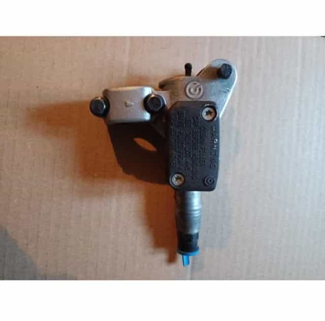 Pompa ambreiaj OEM BREMBO pentru KTM, HUSQVARNA, GAS-GAS de  10mm