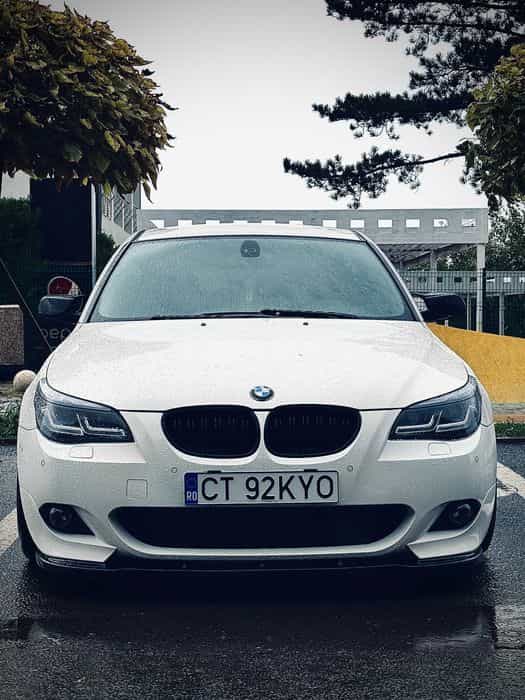 BMW Seria 5 E60 Alb Perlat Pachet M Jante 19 Automata 3.0 Diesel
