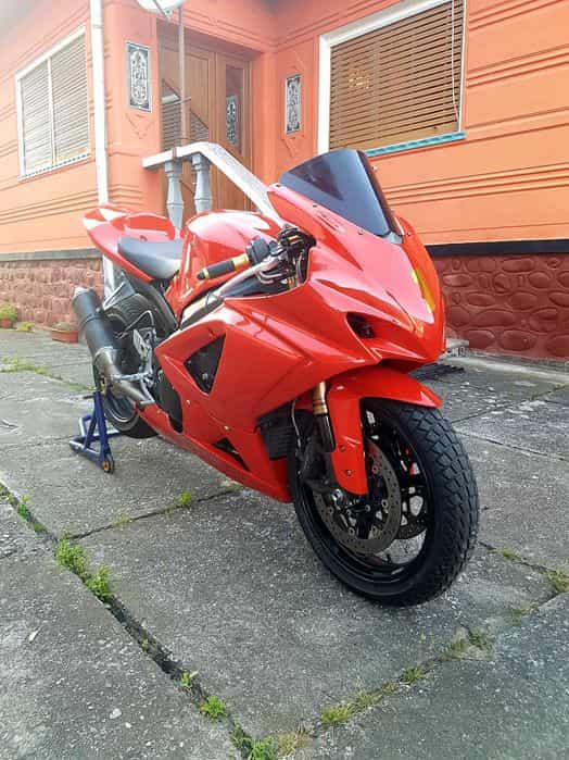 Motocicleta Suzuki Gsxr K8 1000cc 190Cp